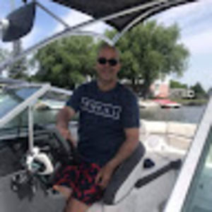 Meet your Posher, Eric